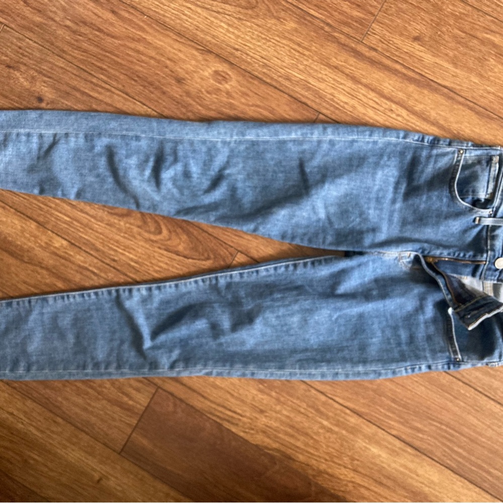 Women’s  Blue Jeans